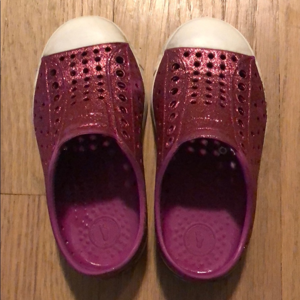 Sparkle Pink Natives size 8